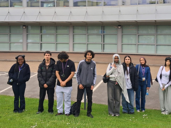 Solihull Sixth Form College students on the Pre-Medical School enrichment visited Keele University for a masterclass.