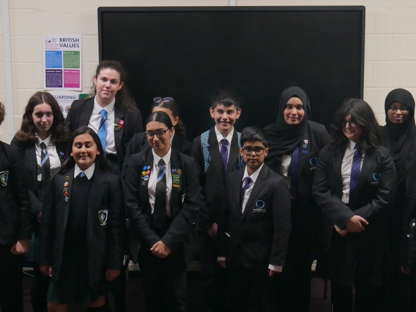 Learners from Solihull Sixth Form College, Lyndon School and Ninestiles an Academy met at the College to attend an online #RelationshipReset national summit with students from other multi-academy trusts across the UK